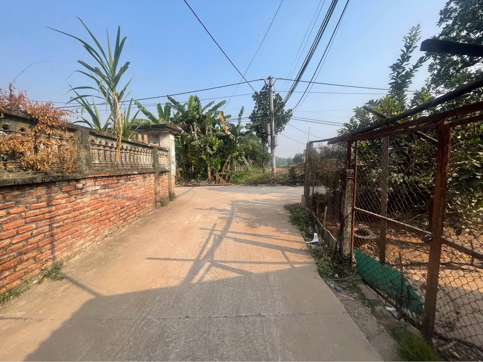 Đất nền Thụy Hương, Chương Mỹ 75m² giá 3.x tỷ - Đường ô tô đỗ cửa, giao thông thuận tiện!