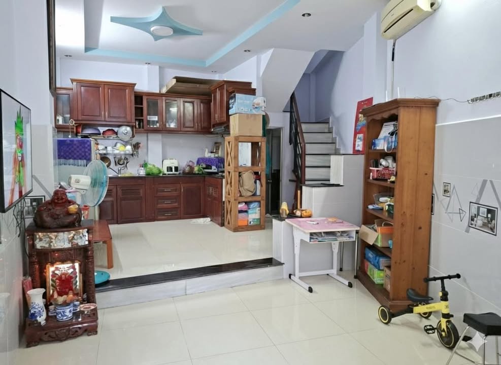 Căn hộ Linh Chiểu Thủ Đức 30m² giá 2.9 tỷ - Sổ hồng riêng, tặng nội thất!