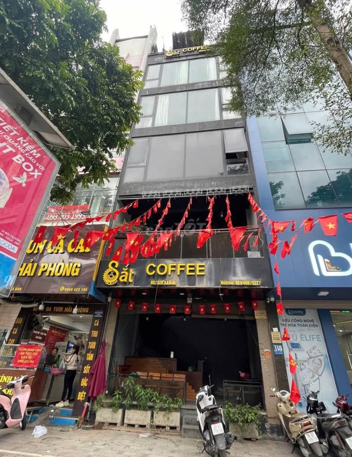 Cho thuê nhà mặt phố Đội Cấn 120m² giá 35 triệu - Đoạn đẹp, đông dân