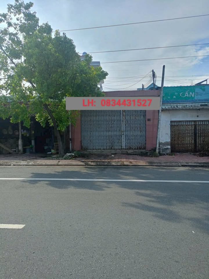 Nhà cấp 4 mặt tiền QL1, Phường 4, TP Tân An, 380.7m² - Giá chỉ 8 tỷ TL!