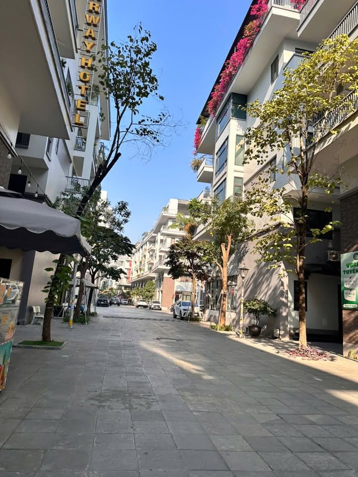 Cho thuê mặt bằng Monbay Hạ Long 180m² giá từ 10 triệu - Diện tích rộng, phù hợp nhiều loại hình kinh doanh!