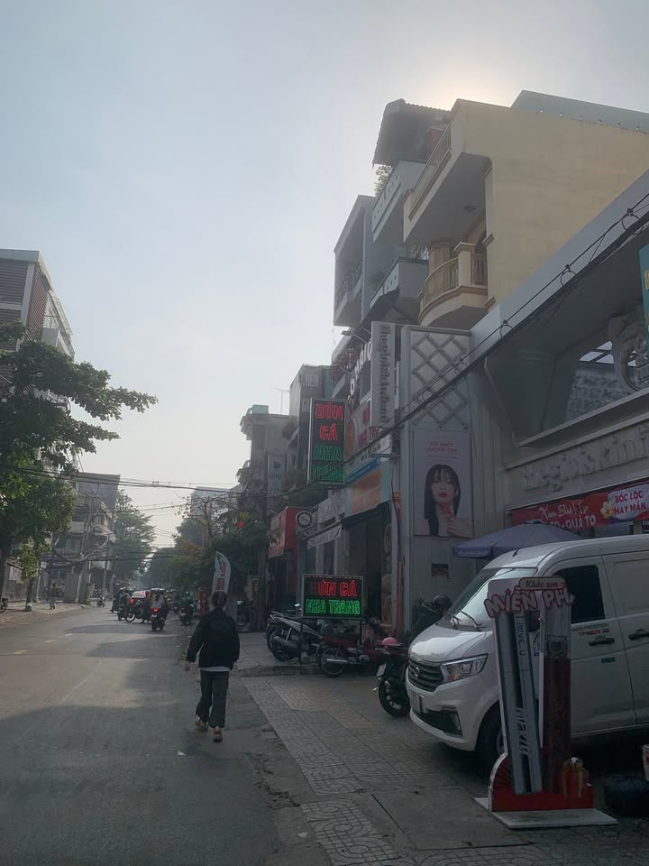 Nhà mặt tiền Nơ Trang Long, Bình Thạnh 44m² giá 6 tỷ - Kinh doanh hiệu quả ngay!