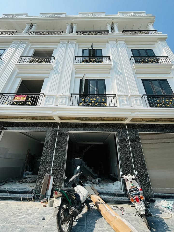 Nhà mặt đường Nam Hải, Hải An 44m² giá 3.x tỷ - Kinh doanh tốt, ô tô đỗ cửa!