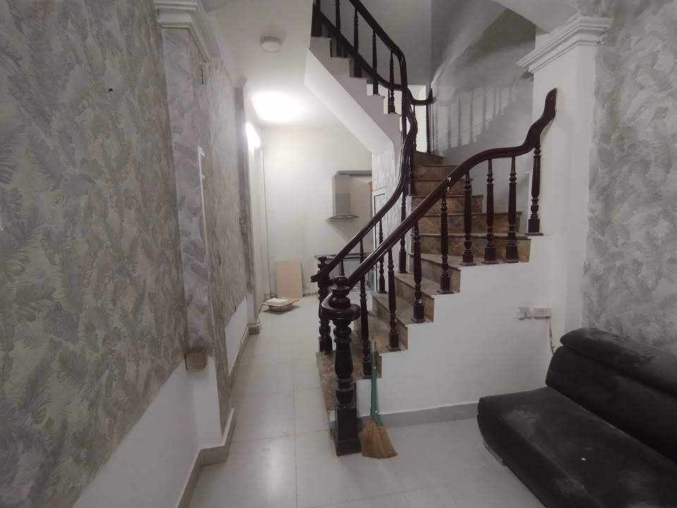 Nhà nguyên căn cho thuê tại Đống Đa, Hà Nội 30m² giá 12 triệu - Sửa đẹp, vào ở ngay!