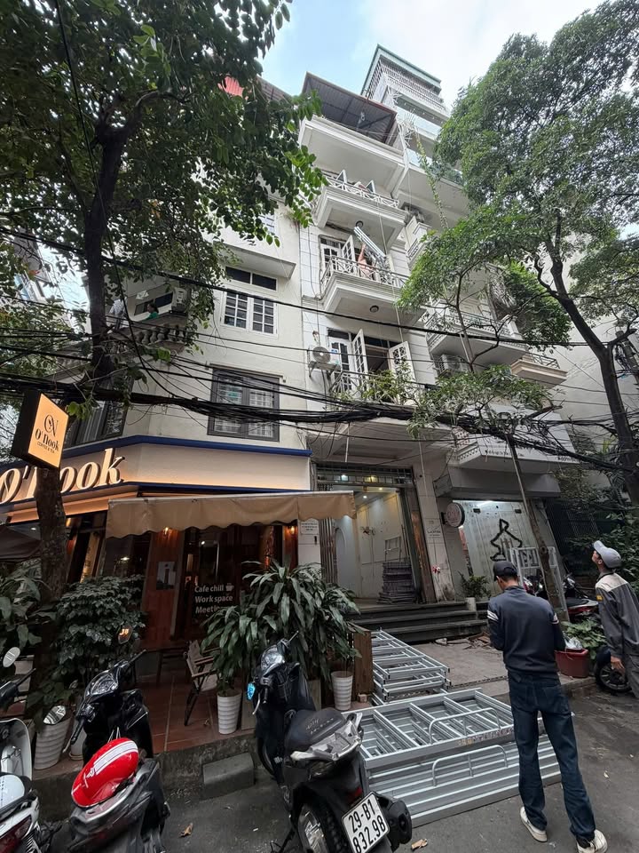 Nhà nguyên căn cho thuê tại Trần Quang Diệu, Đống Đa - Diện tích rộng, giá thỏa thuận!