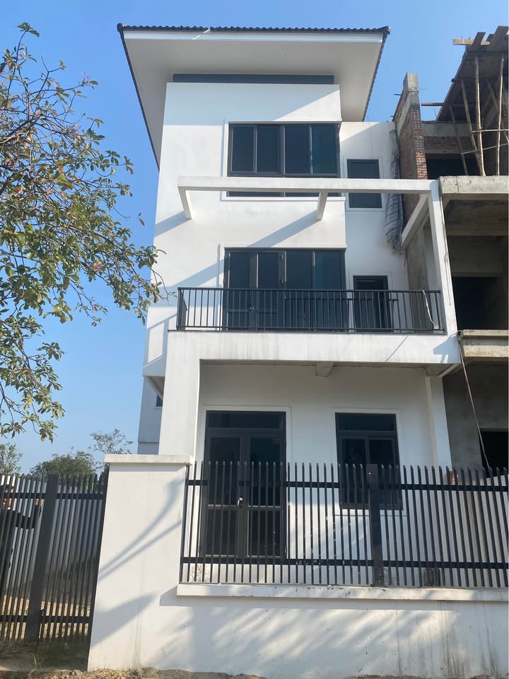 Nhà Handico Vinh Tân 172m² giá 9.x tỷ - Đầu tư sinh lời ngay!