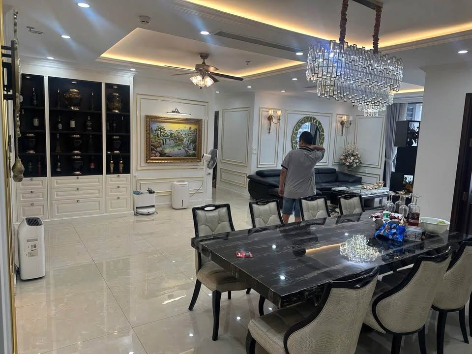 Căn hộ 4PN Phường 10, Quận Phú Nhuận - Full đồ mới, view thoáng