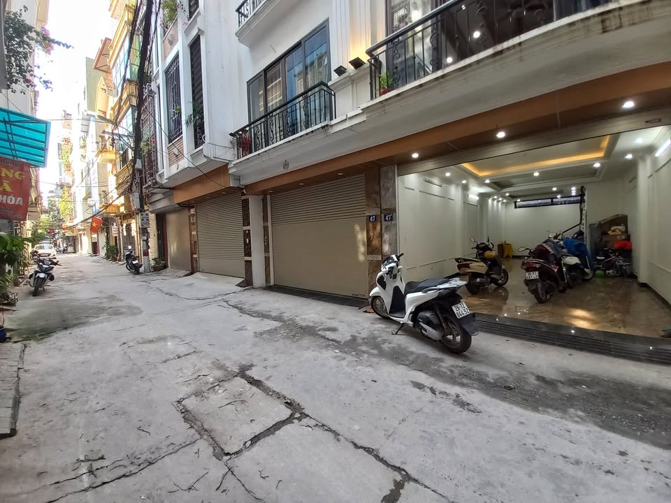 Nhà riêng Nguyễn Ngọc Nại, 67m² giá thỏa thuận - Nhà mới, full nội thất sẵn sàng vào ở!