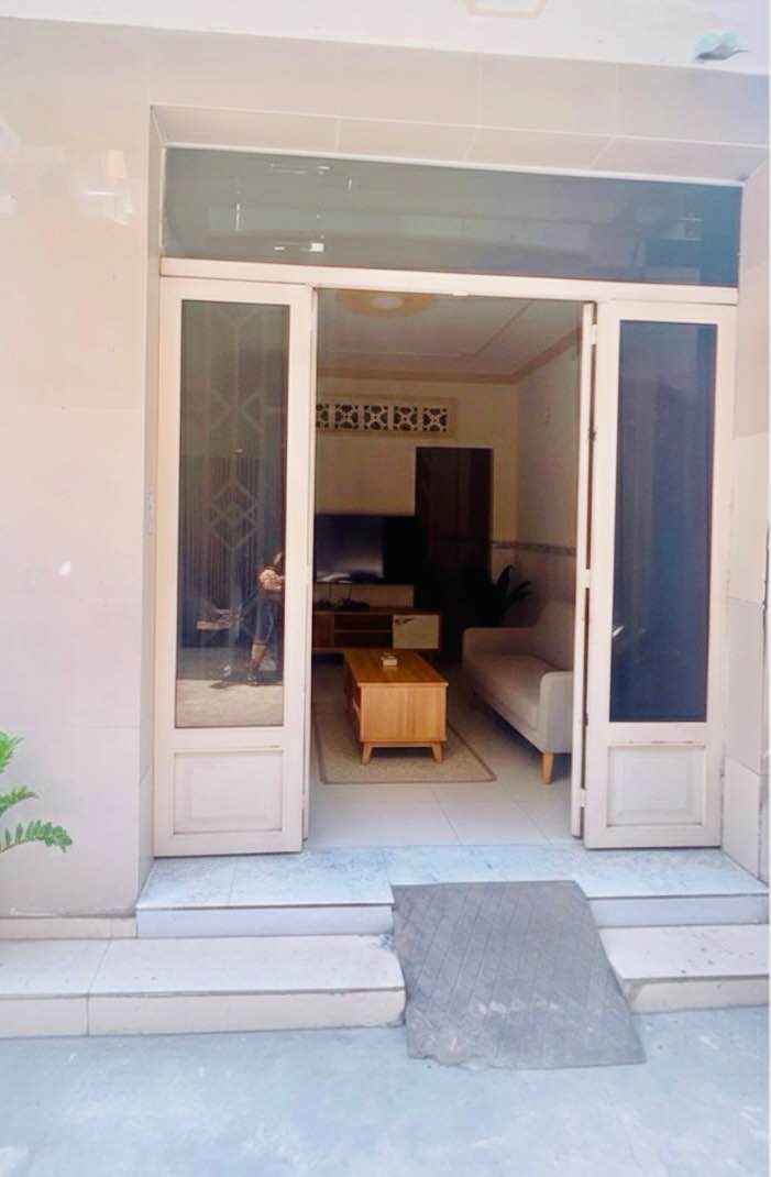 Nhà phố Đông Hồ, Quận 8, 45m² giá 2 tỷ - Vị trí trung tâm thuận tiện!