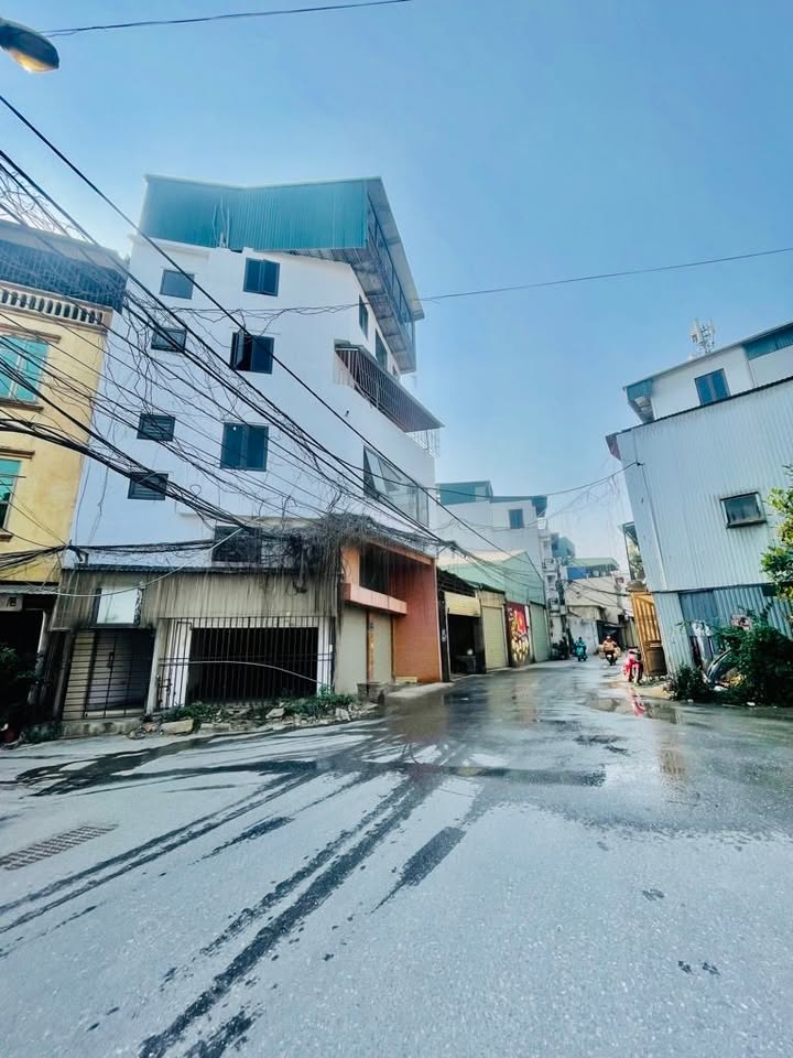 Nhà riêng Nguyễn Khoái, Hoàng Mai 64m² giá 12 tỷ - Kinh doanh sầm uất!