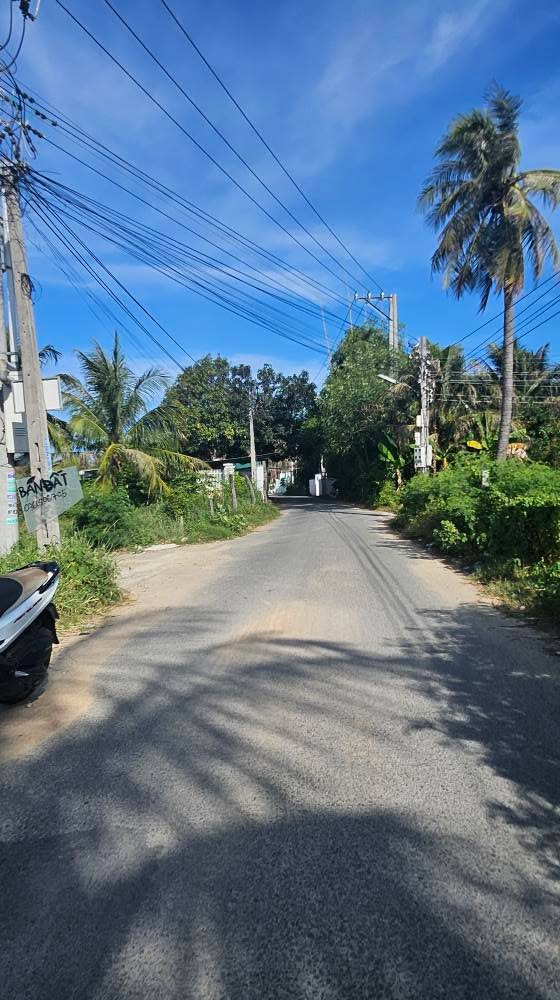 Đất nền lô góc 2 mặt tiền tại Cam Ranh 183.5m² giá 1.4 tỷ - Đầu tư sinh lời ngay!