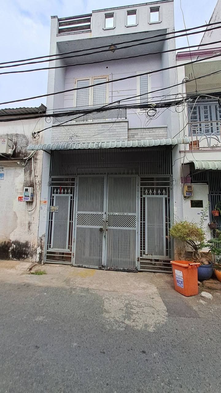 Nhà hẻm xe tải rộng N11 Hương Lộ 2, Quận Bình Tân, 48m² chỉ 5.5 tỷ - Đầu tư sinh lời!