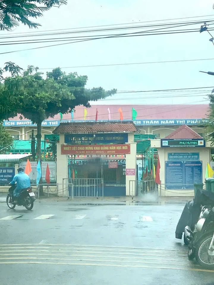 Đất nền đường Huy Liệu, Bạc Liêu 250m² giá 1.8 tỷ - Vị trí đẹp, tiện ích đầy đủ!