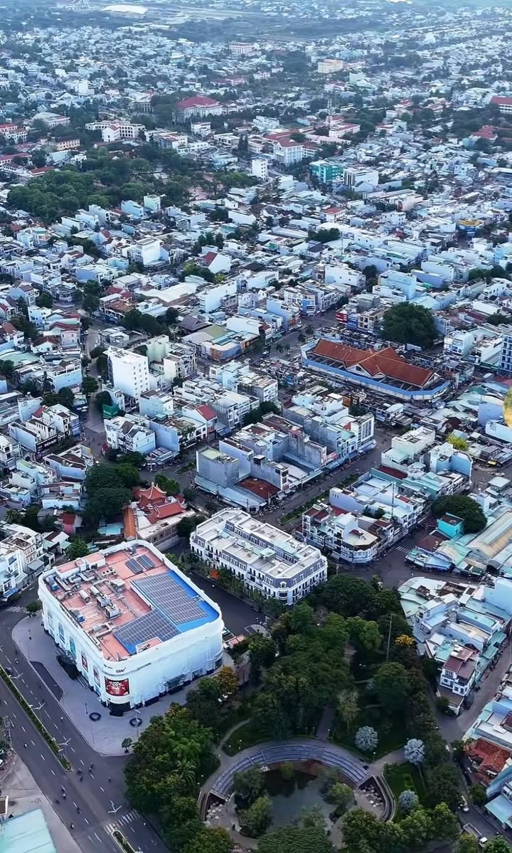 Nhà đất đường Hùng Vương, Kon Tum 102m² giá 3 tỷ - Đầu tư sinh lời ngay!