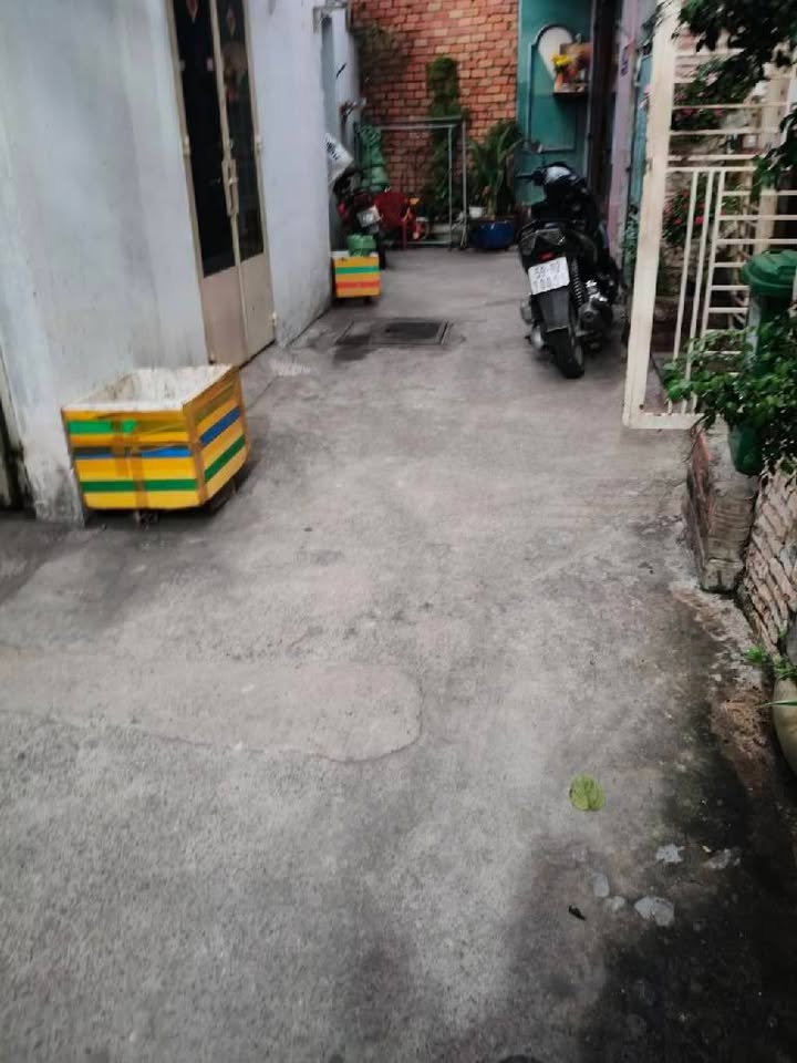 Nhà Hẻm 2/ Phường Tân Thới Nhất, Quận 12 - 63m² - Ngang 5.7m, Sát Chợ, Giá Thỏa Thuận