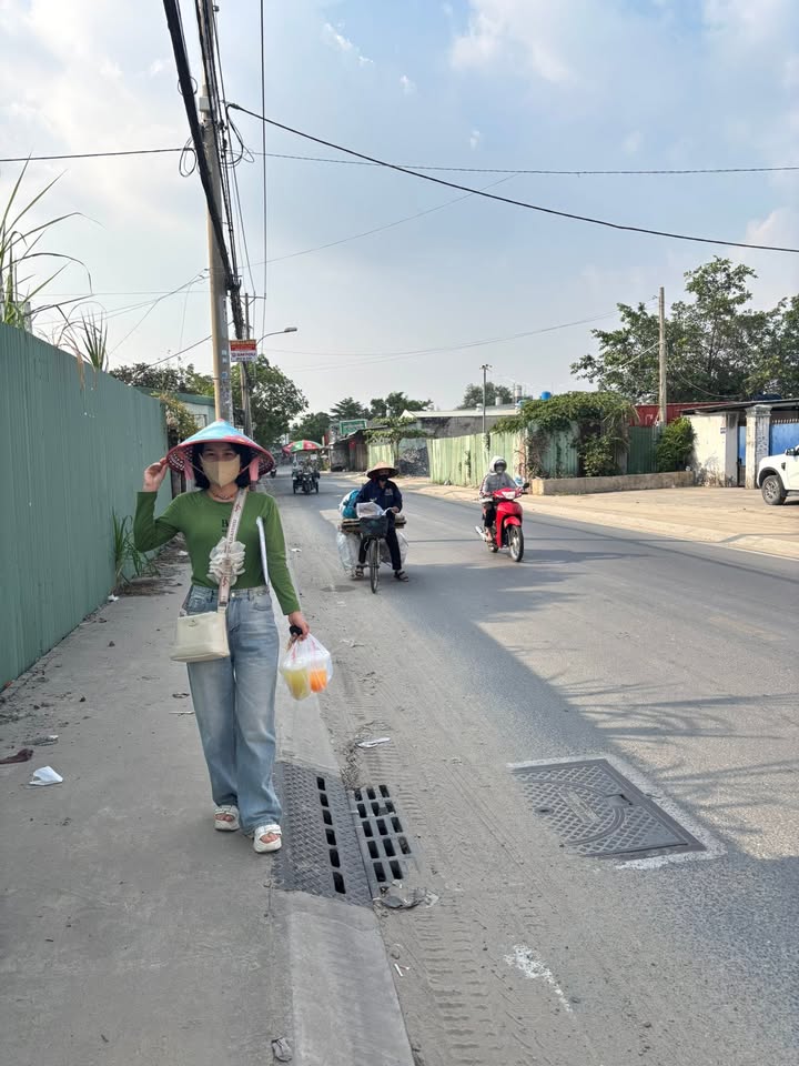 Dãy trọ Hóc Môn 104m² giá 5 tỷ - Dòng tiền ổn định 100 triệu/năm!