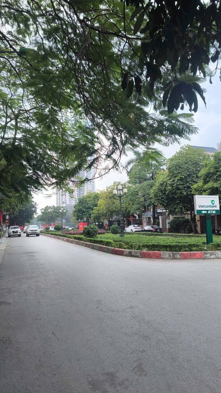 Biệt thự Townhouse Văn Quán 210m² - Vị trí kinh doanh đắc địa, giá thỏa thuận!