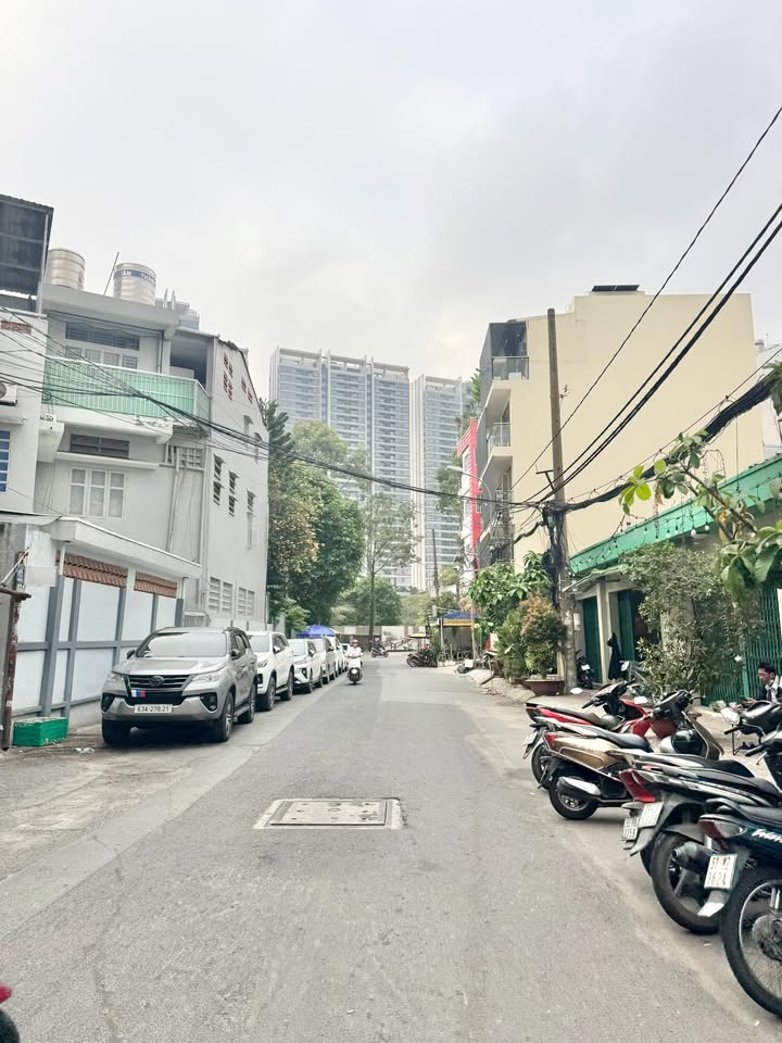 Nhà phố Tô Hiến Thành, Quận 10 - 28m² giá 8.9 tỷ - Đẹp ở ngay, sổ hồng chính chủ!