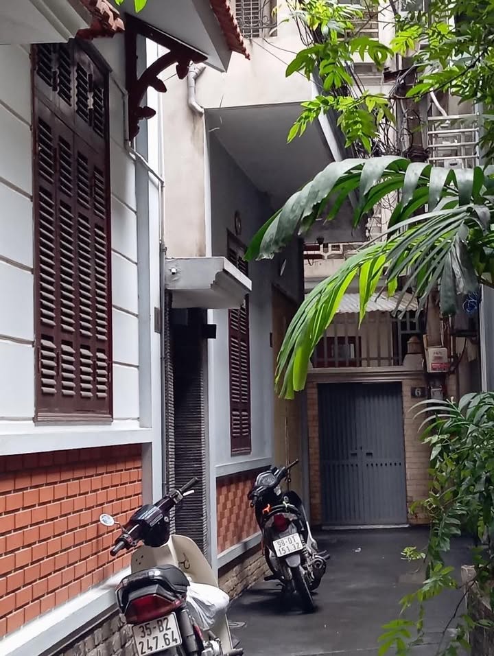 Nhà mới Trường Chinh - Khương Thượng 136m² giá 9 tỷ - Full nội thất, sẵn sàng ở ngay!