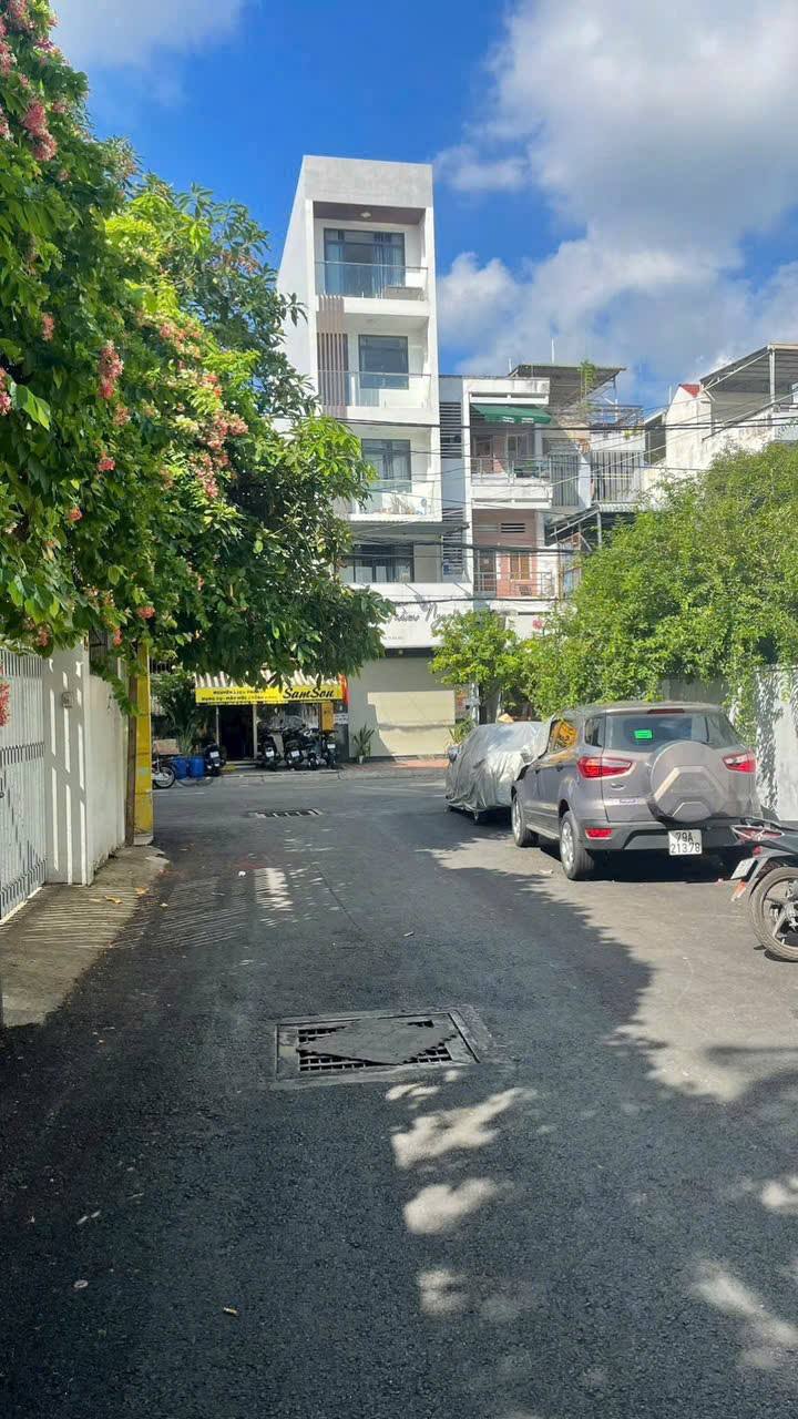 Nhà mặt tiền đường Hữu Nghị, P Bình Thọ, Thủ Đức 126m² giá 23 tỷ - Đầu tư sinh lời ngay!