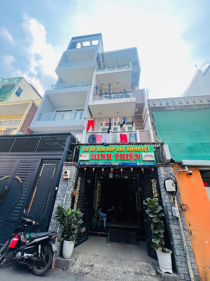 Bán nhà mặt tiền Nguyễn Chí Thanh, Quận 11 - DT 45m², giá chỉ 11.5 tỷ!