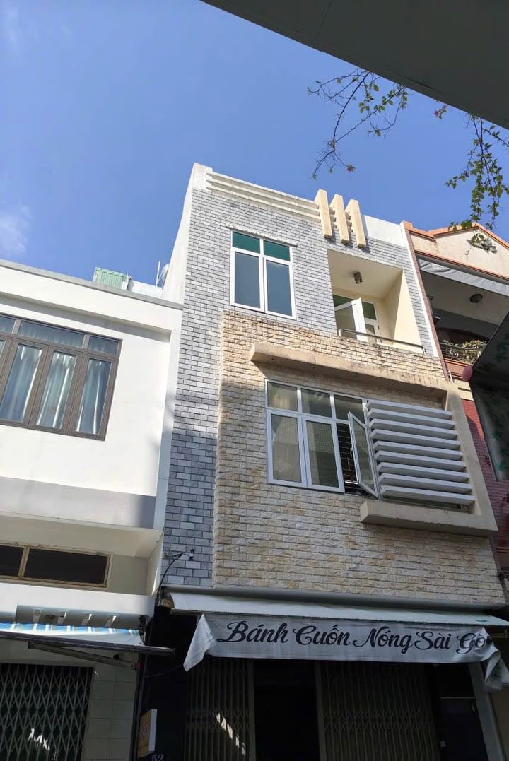 Nhà FrontHouse Nguyễn Văn Linh 53m² giá 7 tỷ - Kinh doanh đắc địa gần sân bay!