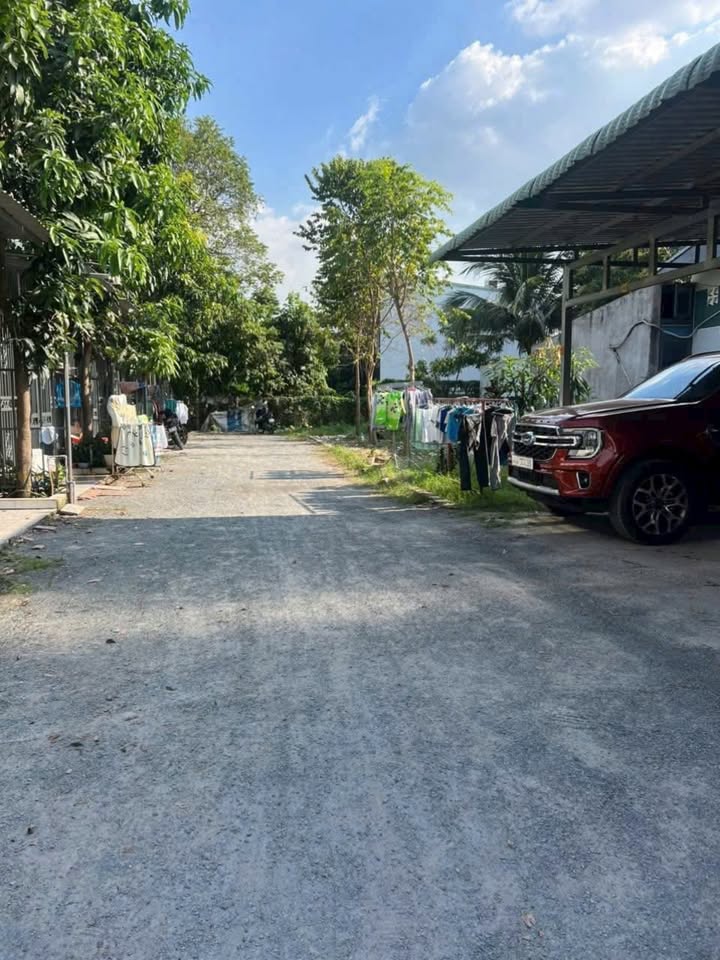 Nhà liền kề cho thuê tại hẻm 167 Nguyễn Thị Minh Khai, Thủ Dầu Một 6 triệu - Sẵn sàng đón Tết!