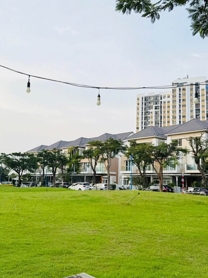 Nhà phố Merita Khang Điền 90m² giá 16 tỷ - Full nội thất đẹp, cho thuê 18 triệu/tháng!