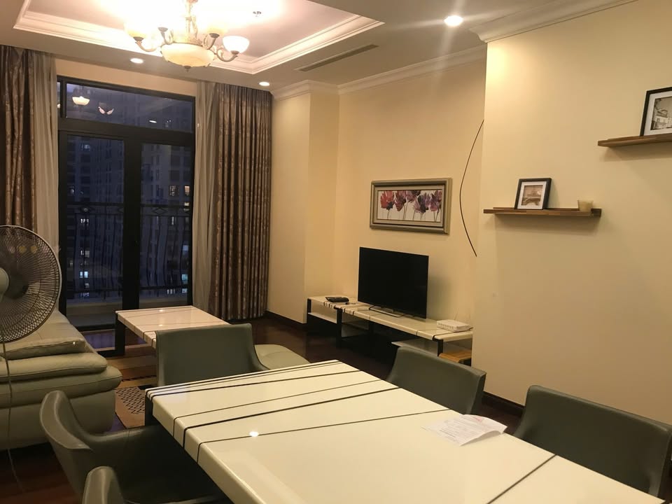 Căn hộ 2 phòng ngủ Royal City 100m² giá chỉ từ 10 triệu - Sẵn sàng vào ở ngay!