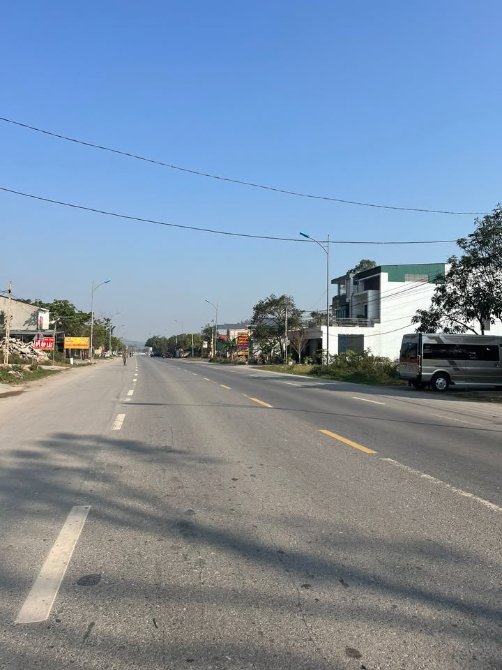 Đất mặt đường QL 46 xã Đông Lộc 148.5m² giá 3.1 tỷ - Đầu tư sinh lời ngay!