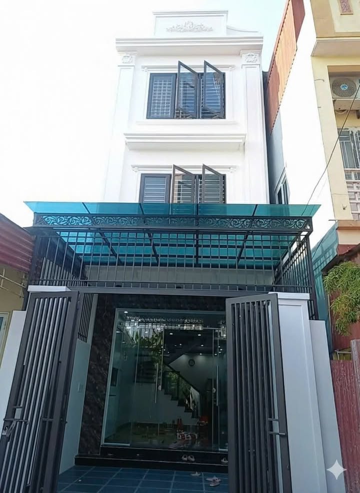Nhà 3 Tầng Lô Góc Đồng Hoà 58m² giá 2.8 tỷ - Tiện ích đầy đủ, hỗ trợ ngân hàng