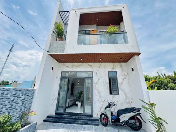 Nhà đẹp tại Phú Hậu, Diên Khánh 81.5m² giá 2.69 tỷ - Phong cách hiện đại sang trọng