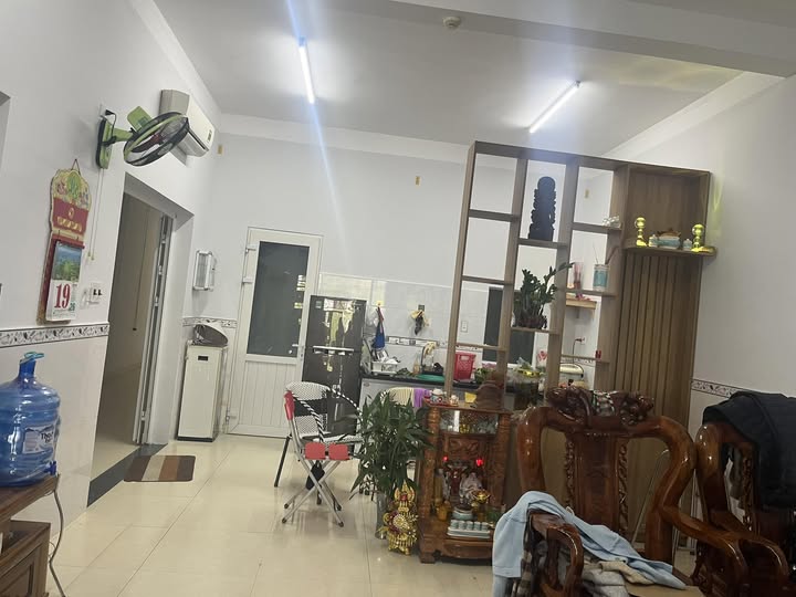 Nhà mặt tiền Phan Đình Dót, Tam Kỳ 42m² - Vị trí đẹp, kinh doanh thuận lợi!