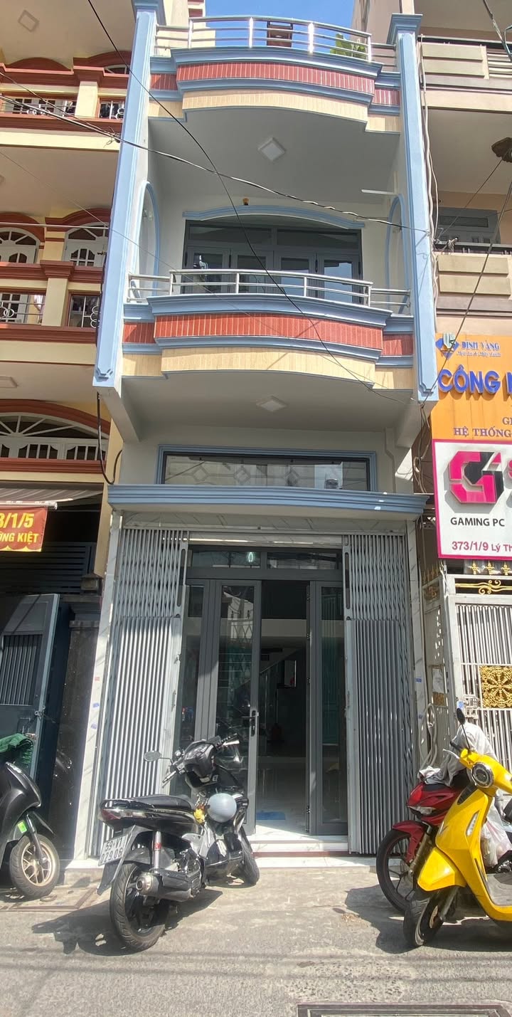 Nhà cho thuê hẻm xe tải Lý Thường Kiệt, Quận 10 - Vị trí lý tưởng cho kinh doanh và sinh sống