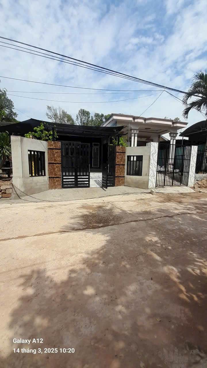 Nhà mặt tiền đường Vũ Ngọc Phan, TP Huế 144,5m² - Giá thuê chỉ 4 triệu/tháng!