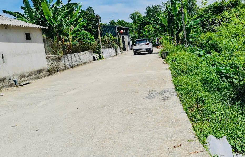 Bán đất Khối Xuân Hoa - Nghi Đức 68.5m² giá chỉ 2.1 tỷ - Vị trí trung tâm thuận lợi!