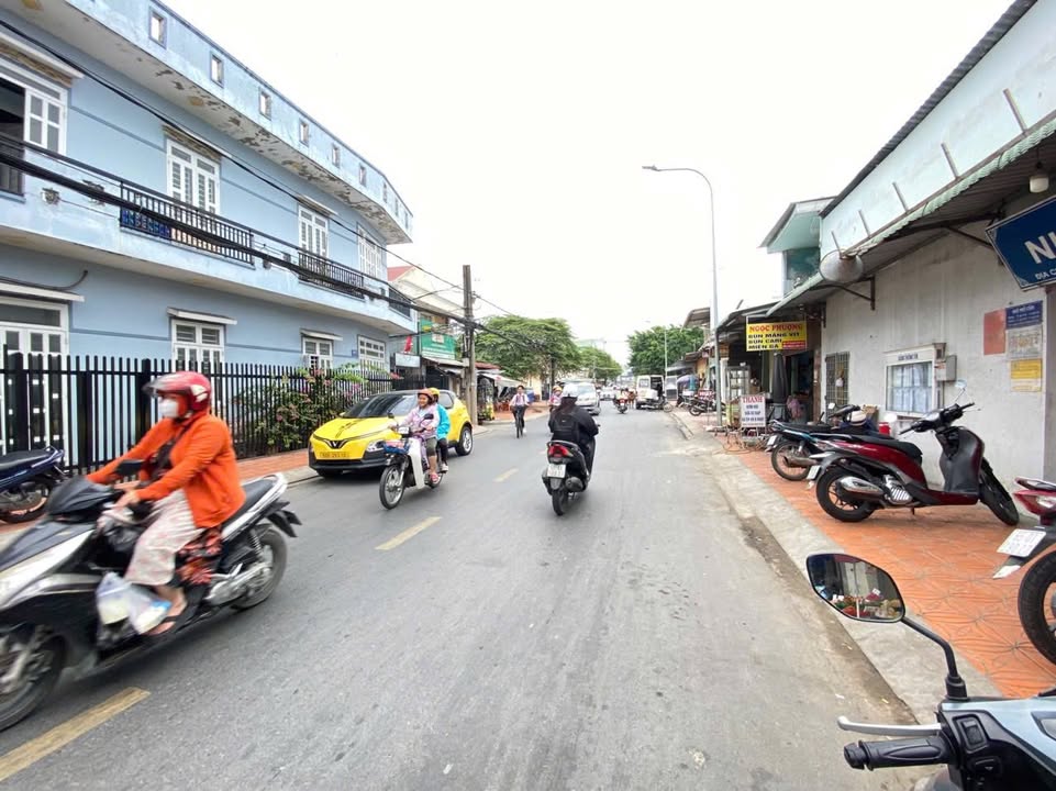 Nhà hẻm 132 Nguyễn Thị Minh Khai, Phường Xuân Khánh, 79m², giá 2.88 tỷ - Cơ hội đầu tư sinh lời!