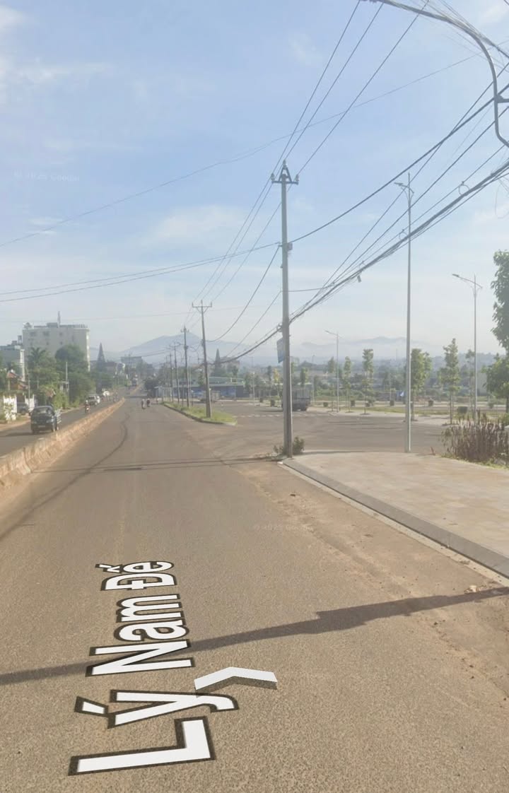 FrontHouse Lý Nam Đế 148m² giá 745 triệu - Sở hữu ngay vị trí đắc địa!