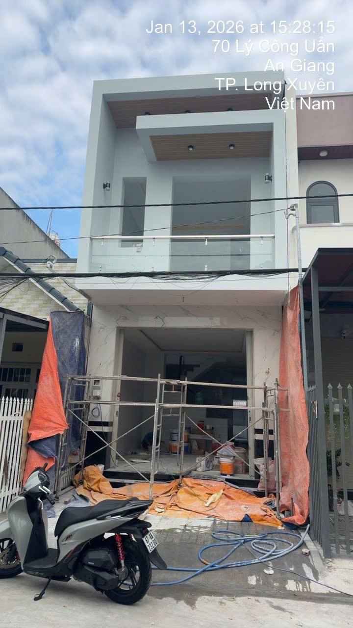 Nhà đẹp phường Bình Khánh, Long Xuyên 74m² giá chỉ 2 tỷ - Chính chủ bán gấp!