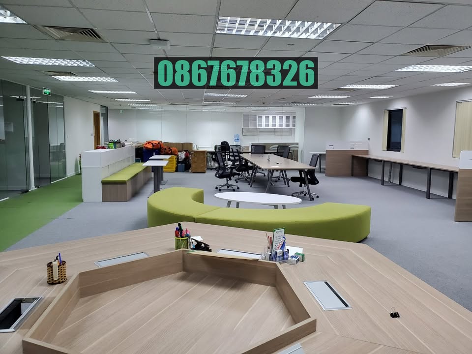Cho thuê văn phòng Hoàng Quốc Việt, Cầu Giấy 260m² - Giá chỉ 42 triệu/tháng!