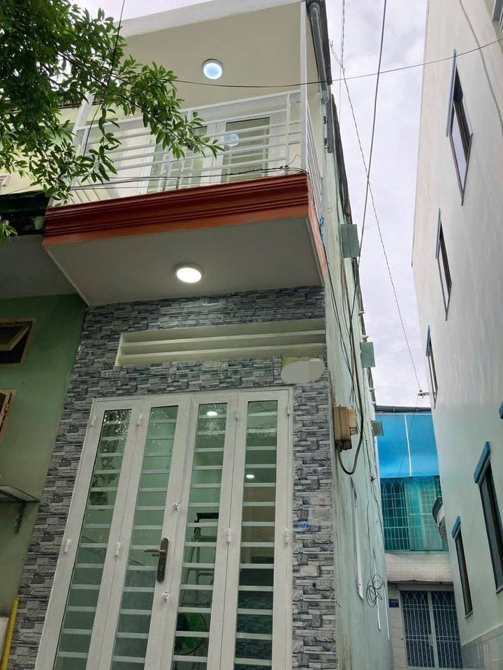 Nhà riêng Gò Dầu, Quận Tân Phú 27m² giá 2,7 tỷ - Hẻm xe hơi thuận tiện!