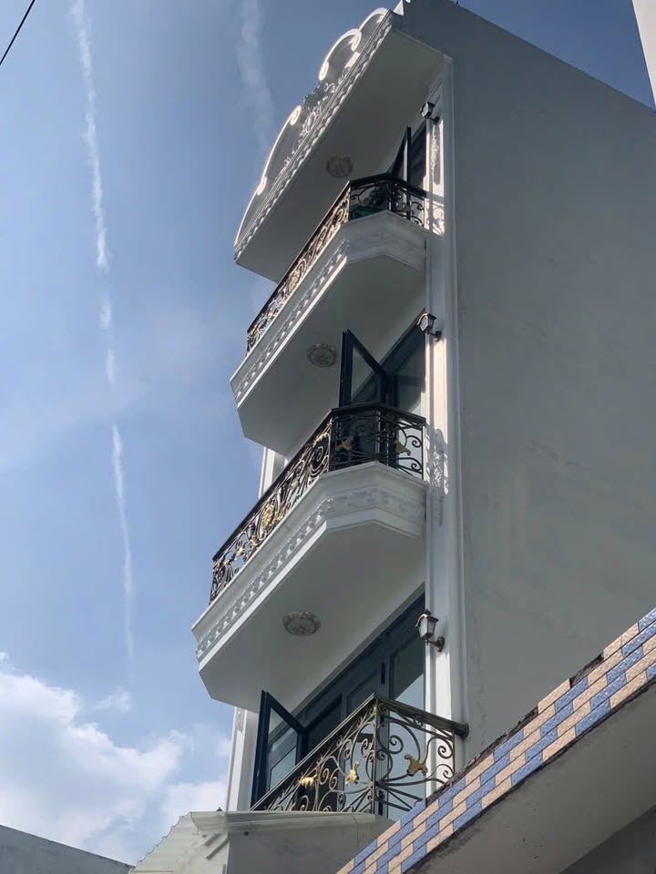 Nhà 3 tầng hẻm đường số 12, Quận Bình Tân, 50m² giá 6.5 tỷ - Sổ hồng hoàn công đầy đủ!