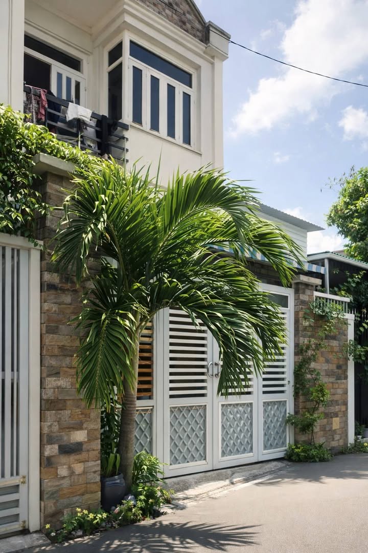 Nhà 2 tầng Hóc Môn 82m² giá chỉ 4.x tỷ - Hẻm xe tải thông thoáng!