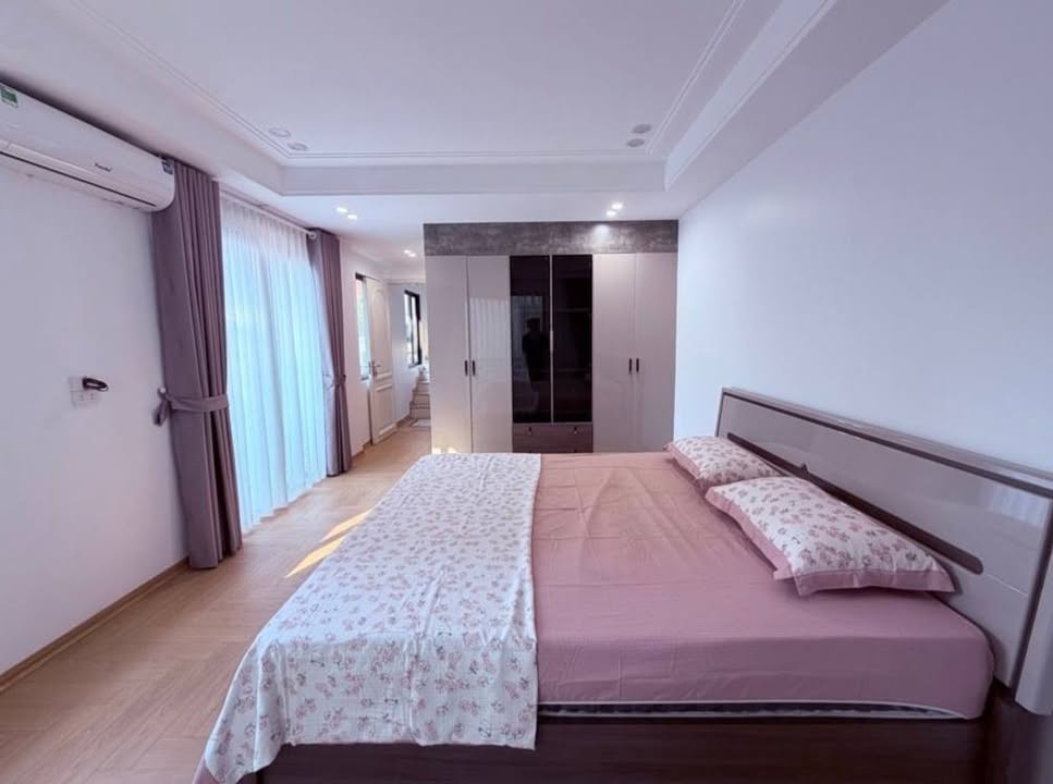 Nhà phân lô Vũ Tông Phan, Thanh Xuân 36m² giá hơn 10 tỷ - Thiết kế hiện đại, thang máy tiện nghi!