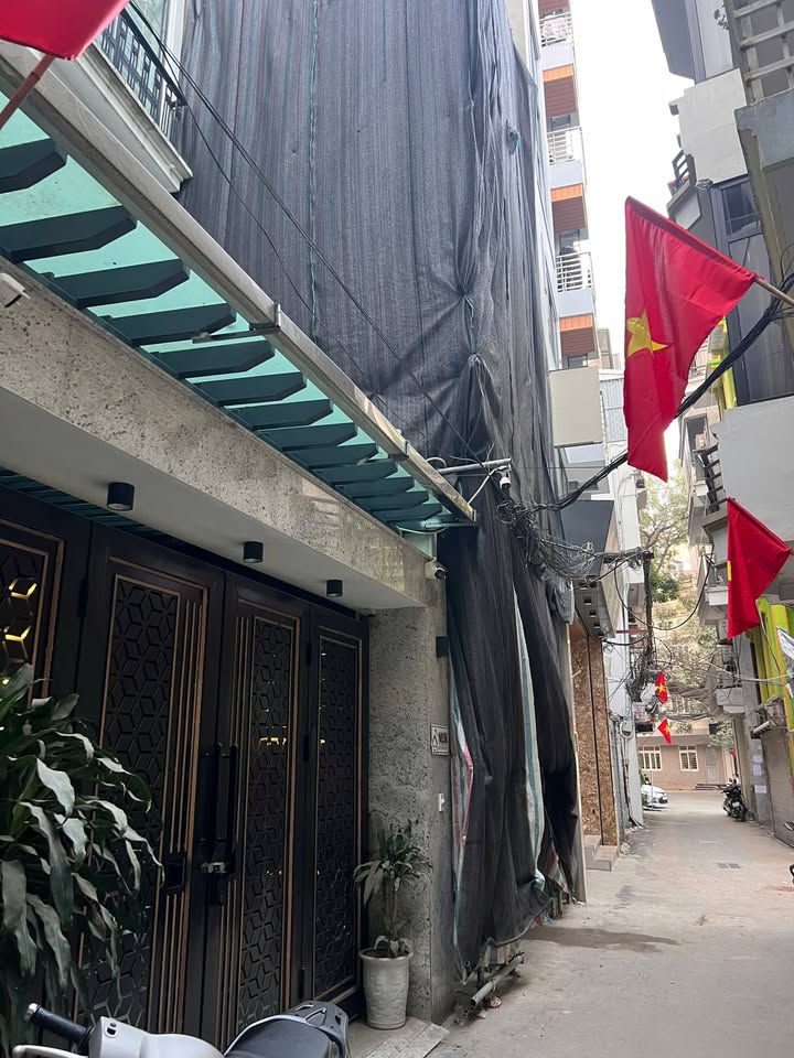 Nhà Chùa Bộc Đống Đa 55m² giá 12 tỷ - Vị trí trung tâm, thương lượng tốt!