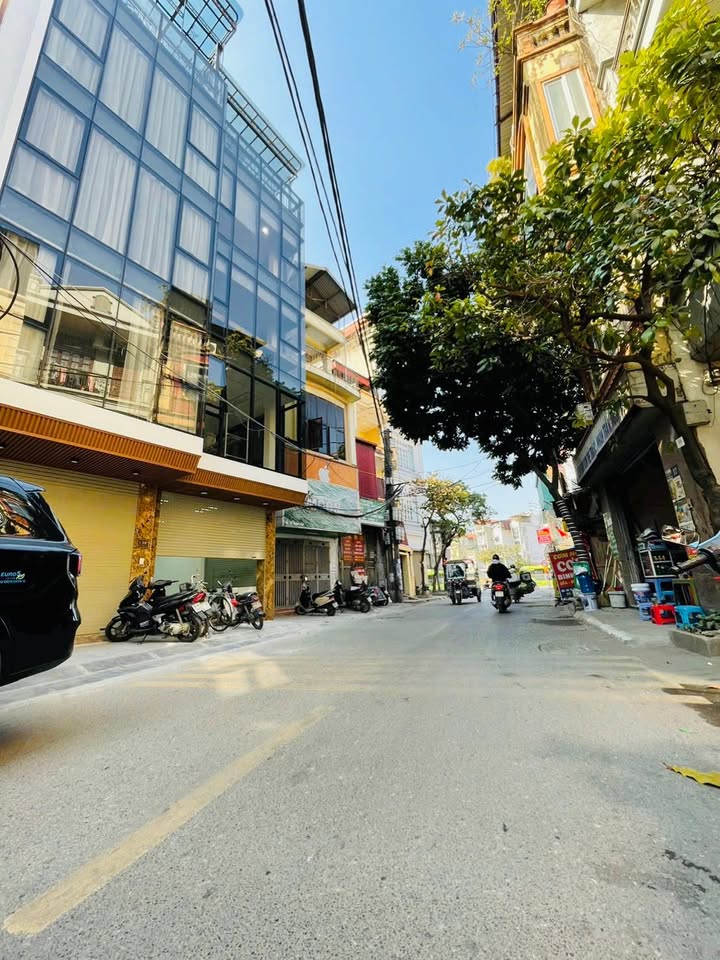 Bán gấp nhà mặt phố Thịnh Liệt 50m² giá 22.6 tỷ - Kinh doanh sầm uất!