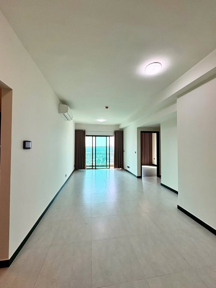 Căn hộ cao cấp Delasol Quận 4 86m² giá 21 triệu - View sông thoáng mát!