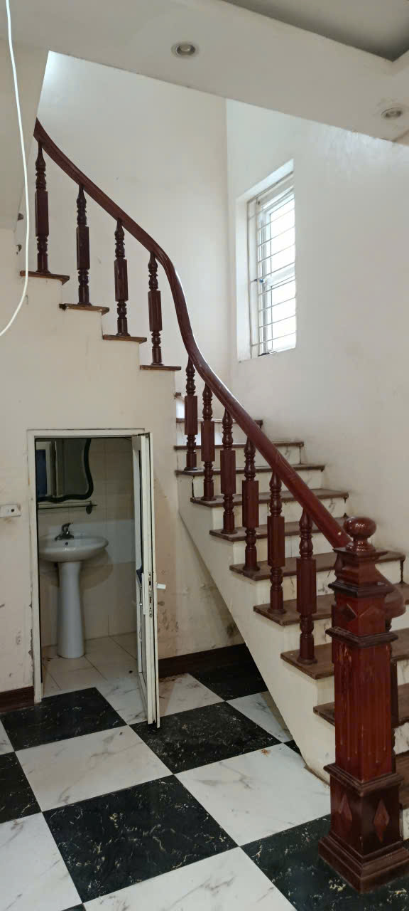 Biệt thự cho thuê BT2 Văn Quán - Hà Đông 180m² giá 30 triệu - Phù hợp làm văn phòng