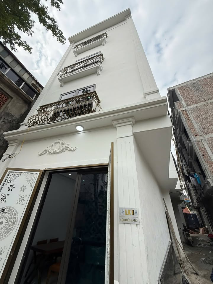 Nhà 4 tầng tại thôn Bãi, xã Cao Viên, 120m² giá 2.8 tỷ - Cơ hội vàng cho tổ ấm mới!