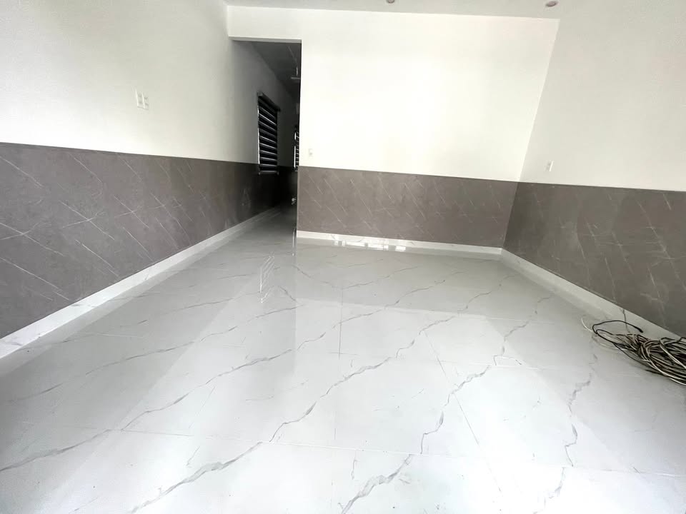 Nhà nguyên căn cho thuê đường An Sơn, Đà Lạt - Diện tích rộng rãi, giá chỉ 8 triệu!